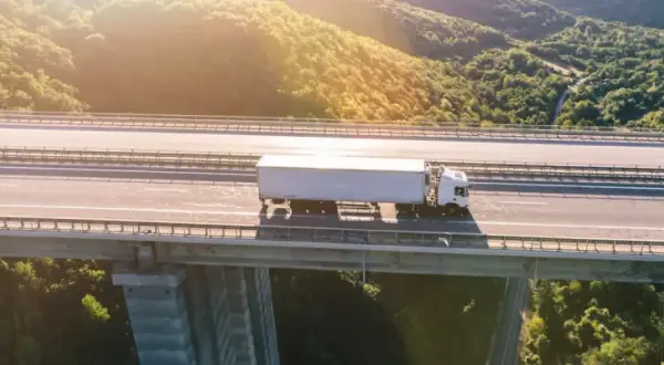 Ograniczenia prędkości na autostradach w Niemczech – co musisz wiedzieć, by uniknąć mandatu