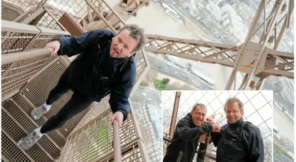 Un homme escalade les marches de la Tour Eiffel, atteignant le 3ème étage. Une vue imprenable sur Paris s'offre à lui.