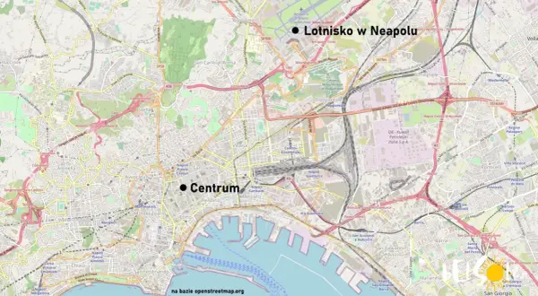 Mapa pokazuje **dojazd z lotniska w Neapolu** do centrum miasta. Widać lotnisko, autostrady i główne ulice.