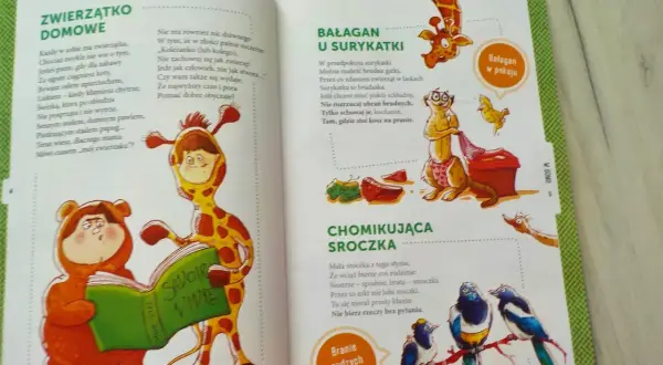 Dzieci w strojach zwierząt uczą się zasad dobrego wychowania, czytając książkę "Savoir Vivre". Ilustracja pokazuje, jak ważne są dobre maniery.