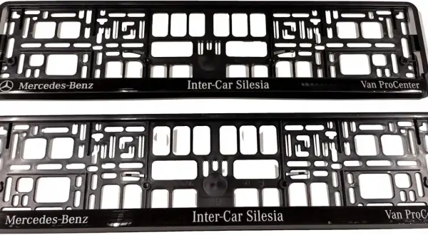 Dwie czarne ramki do tablic rejestracyjnych Mercedes-Benz. Idealne do Twojego Mercedesa, z logo i napisem Inter-Car Silesia.