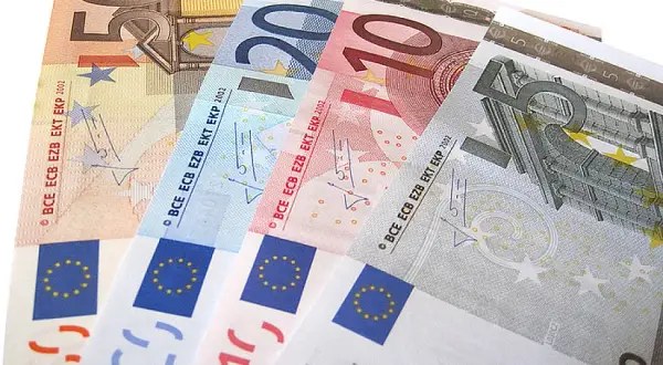 Jaka waluta jest w Grecji? Dowiedz się, co musisz wiedzieć przed podróżą
