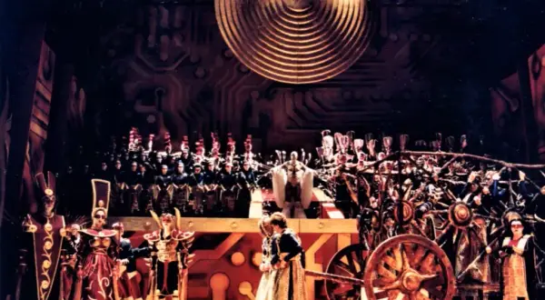 O czym jest opera Aida? Poznaj dramatyczną historię miłości i lojalności
