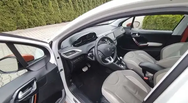 Peugeot Roland Garros: Czym wyróżnia się ta edycja specjalna samochodu?