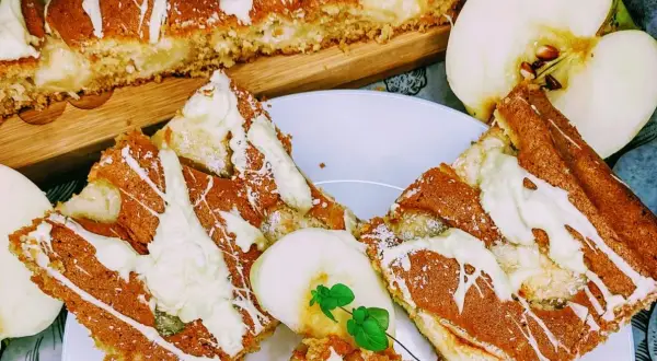 Pyszne ciasto kokosowe z jabłkami przepisy, które zachwycą każdego