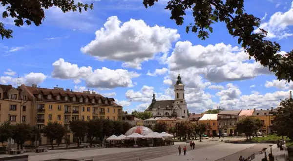 Atrakcje Ostrowiec Świętokrzyski: Przewodnik po regionie UNESCO