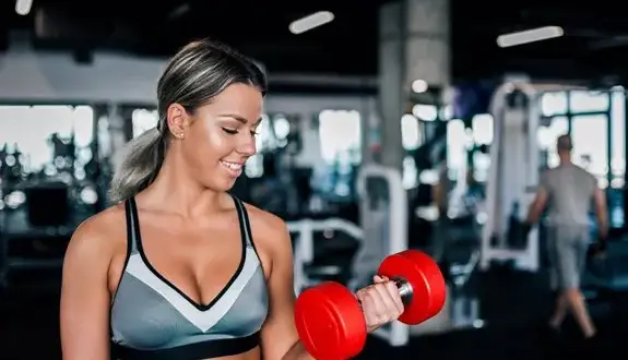 Trening siłowy czy cardio? Jak wybrać idealny dla Ciebie?