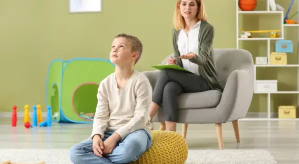 Zaburzenia SI – co to jest, objawy i skuteczne terapie dla dzieci