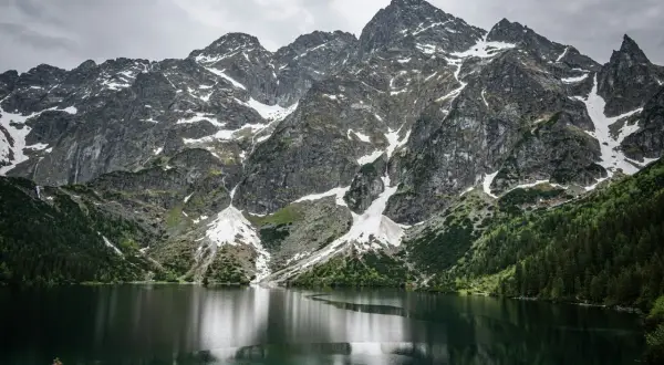 Ile km na Morskie Oko? Kompletny przewodnik i porady eksperta.
