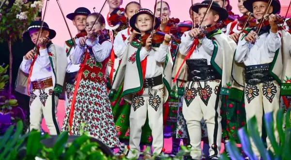 Ile kosztuje koncert mała armia janosika? Sprawdź ceny biletów!