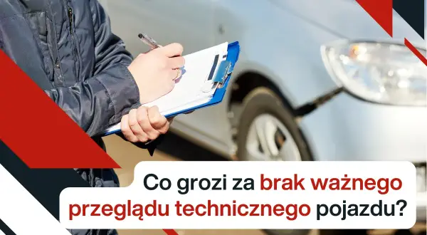 Osoba z notatnikiem obok samochodu. Co grozi za brak ważnego przeglądu technicznego pojazdu?