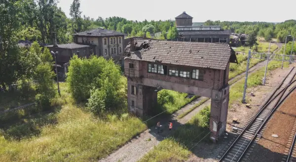 Skansen Pyskowice: odkryj fascynującą historię kolejnictwa i eksponaty