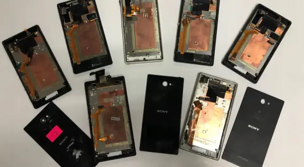Ile kosztuje wymiana baterii w Sony Xperia M2? Sprawdź ceny i serwisy