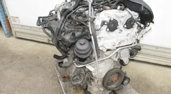 Silnik V6 do Mercedesa R Klasa. Jaki silnik wybrać? Ten V6 to moc i niezawodność.