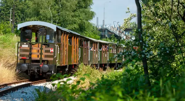 Kolejka wąskotorowa Bytom Chechło: Jak zaplanować idealną wycieczkę?