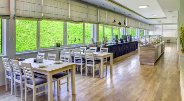 Sanatorium Górnik w Iwoniczu Zdroju - komfortowe leczenie i rehabilitacja