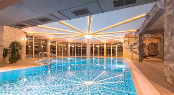 Hotel Bielawa SPA: Relaksujący wypoczynek w Górach Sowich