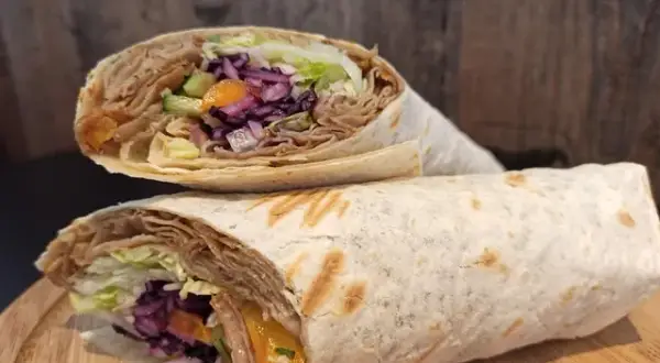 Rollo kebab: Co to jest? Różnice, kalorie i przepis na idealne!