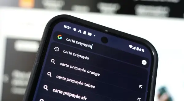 Recherche sur un smartphone : quel numéro de téléphone avec une carte prépayée ? Suggestions : carte prépayée Orange, tabac, SFR, Bouygues.