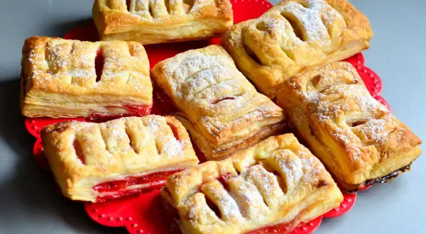 Ciastka z ciasta francuskiego: Pyszne w mig! Sprawdzone przepisy