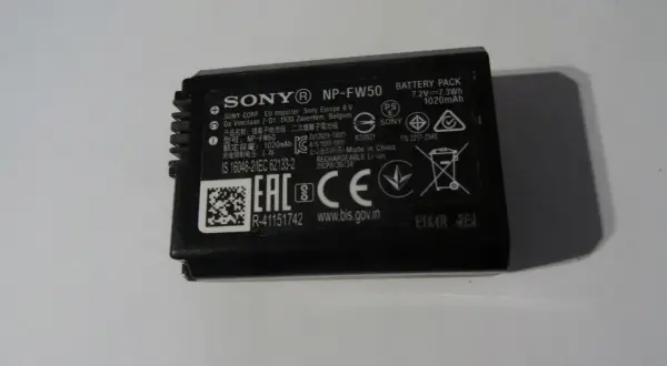 Jakie baterie do Sony A6000? Najlepsze opcje i rekomendacje użytkowników