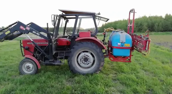 Jak zbudować ładowacz tylny do ciągnika? Kompletny poradnik DIY