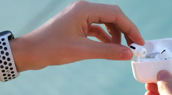 Skradzione AirPods: Co robić? Lokalizacja, Tryb Utracony, Policja