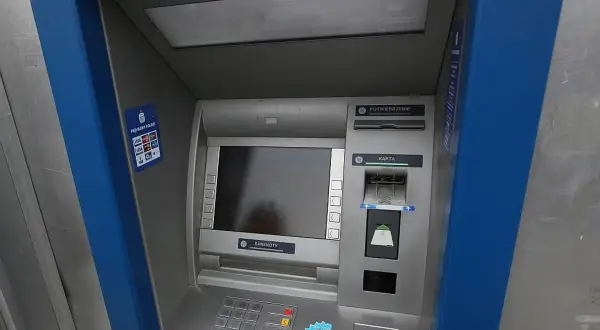 Jakie bankomaty są w Mosinie? Lokalizacja bankomatów w Mosinie
