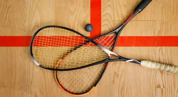 Squash Dębica: Gdzie grać? Korty, lekcje, cennik FUN&SPORT