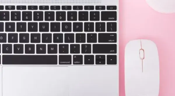 Jak podłączyć myszkę do laptopa - proste kroki bez frustracji
