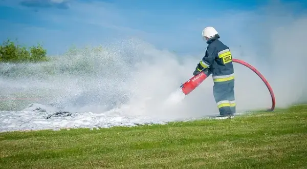 Straż pożarna: więcej niż gaszenie. Poznaj wszystkie zadania!