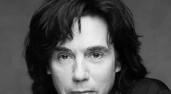 Jean-Michel Jarre: Jak zdefiniował elektronikę i podbił Polskę?