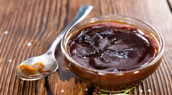 Sauce barbecue maison : les ingrédients clés pour une saveur unique