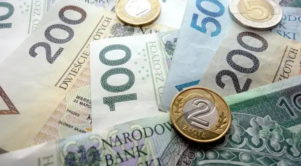 Emerytura na koncie: Dokładny termin wpływu świadczenia bez przykrych niespodzianek