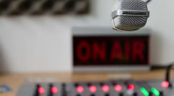 Radio Zet ile FM - Częstotliwości w Twoim regionie, które musisz znać