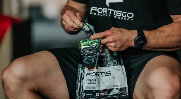 Shake proteinowy przed czy po treningu - co wybrać dla lepszych wyników?