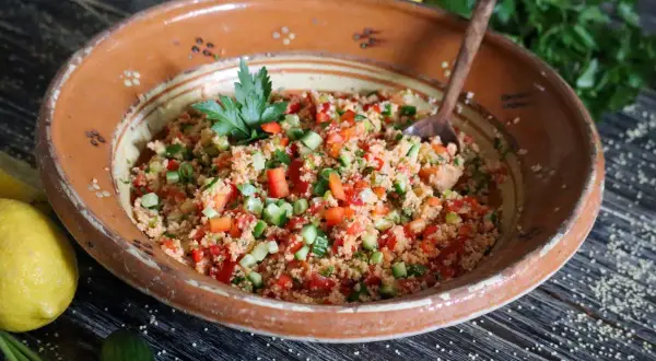 Veganer Couscous-Salat: Schnell, einfach & super lecker!