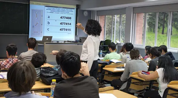 Uniwersytet Complutense w Madrycie - historia, programy i życie studenckie