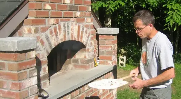 Ile cegieł na piec do pizzy? Odkryj, jak uniknąć błędów w budowie