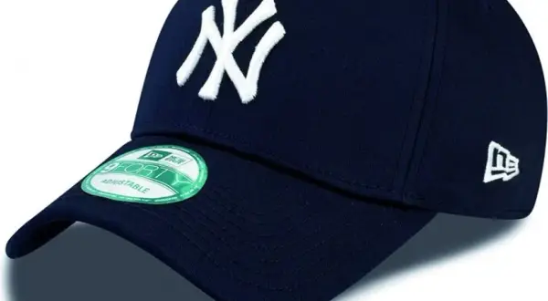 Czapki NY gdzie kupić - najlepsze oferty i modele w Polsce