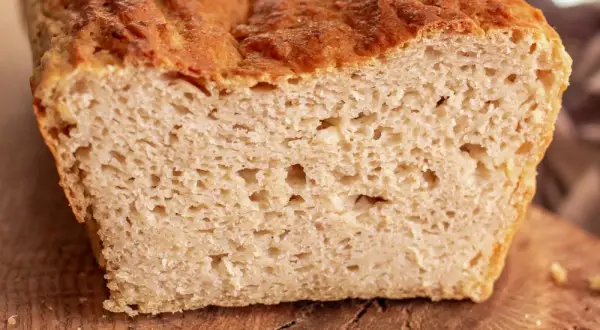 Idealny chleb bezglutenowy? Poznaj sekrety i piecz bez błędów!