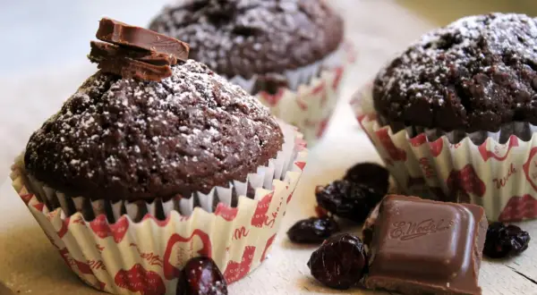 Ile kalorii ma muffinka czekoladowa? Zaskakujące różnice w kaloriach!