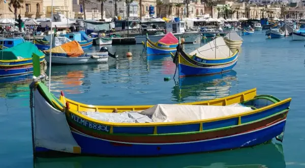Malta - jak dojechać z lotniska? Wybierz najlepszy transport na wyspie