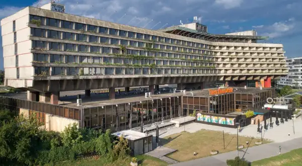 Dlaczego zamknięto hotel Forum w Krakowie? Prawdziwe przyczyny