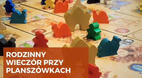 Kolorowe pionki na planszy, idealne na rodzinny wieczór przy planszówkach.