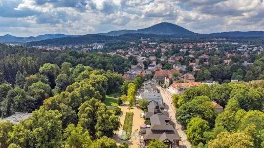 Szczawno-Zdrój: Atrakcje, szlaki, widoki. Twój przewodnik po uzdrowisku