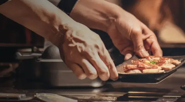 Royal Catering - co to za firma i jakie usługi oferuje?