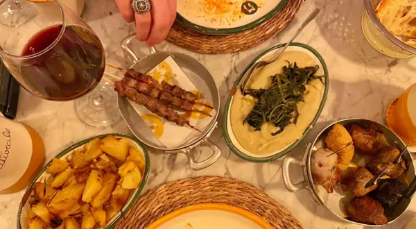 Gdzie zjeść w Mediolanie? Odkryj najlepsze miejsca na każdą kieszeń