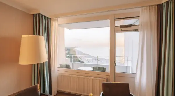 Hotel Neptun Warnemünde: Meerblick, Thalasso & Genuss buchen