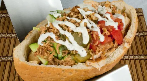 Ile kalorii ma kebab? Odkryj sekrety lżejszych wyborów!